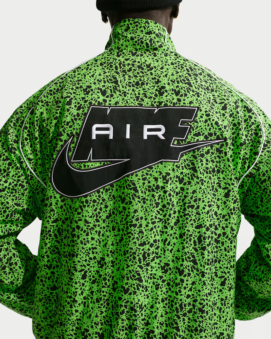 Nike Air Mens Woven Jacket Mean Green 2