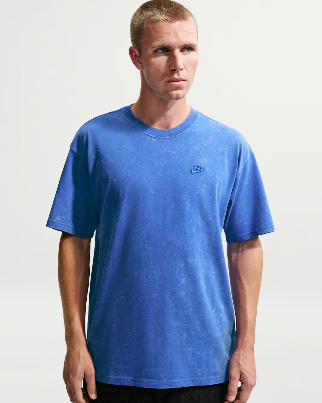 Nike Sportswear Men's Vintage-Washed T-Shirt Game Royal