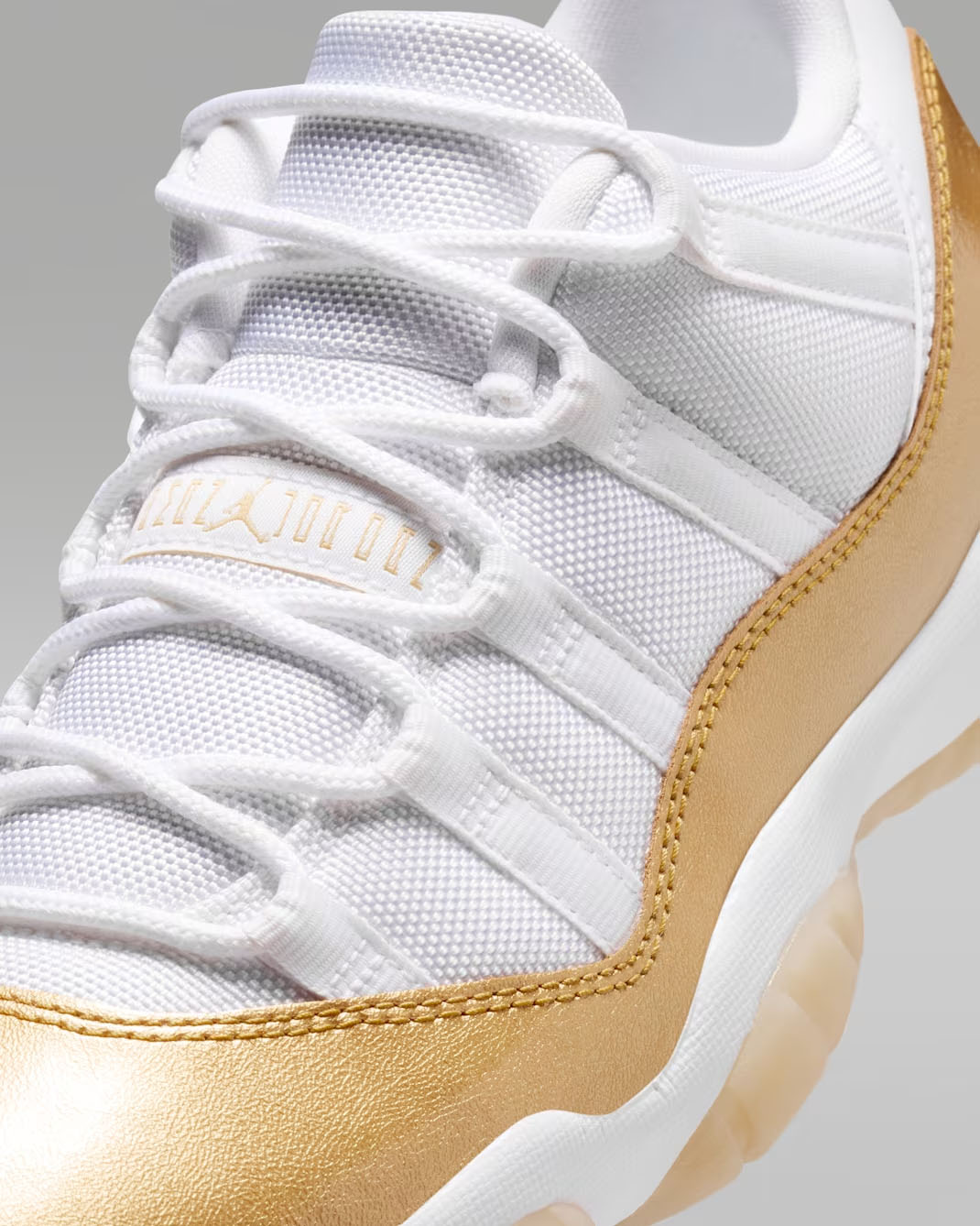 Air Jordan 11 Low Mothers Day Womens Shoes 7