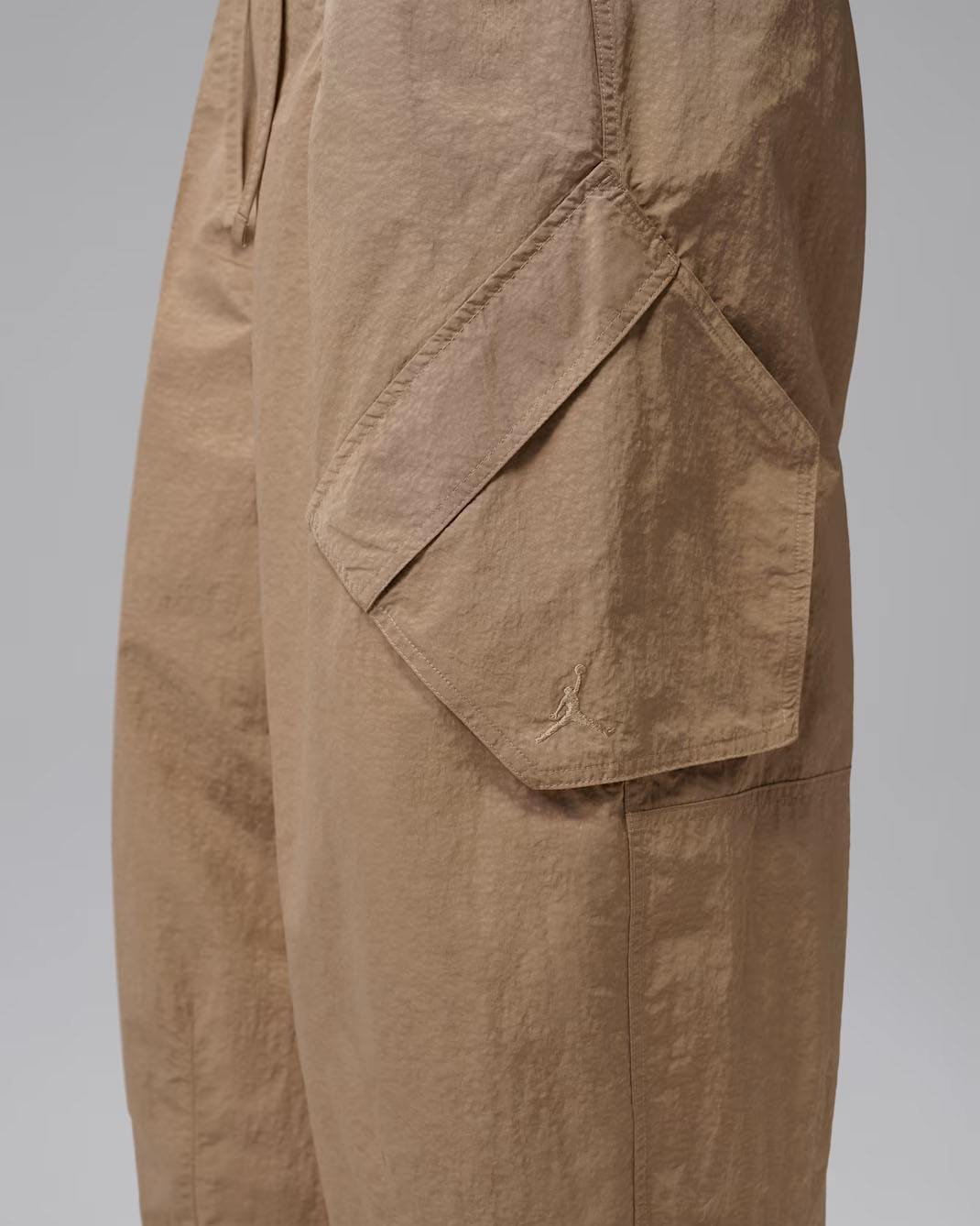Jordan Flight Chicago Women's Parachute Pants Khaki 2
