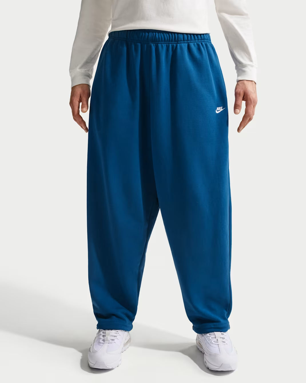 Nike Sportswear Club Men's Oversized French Terry Pants Court Blue 1