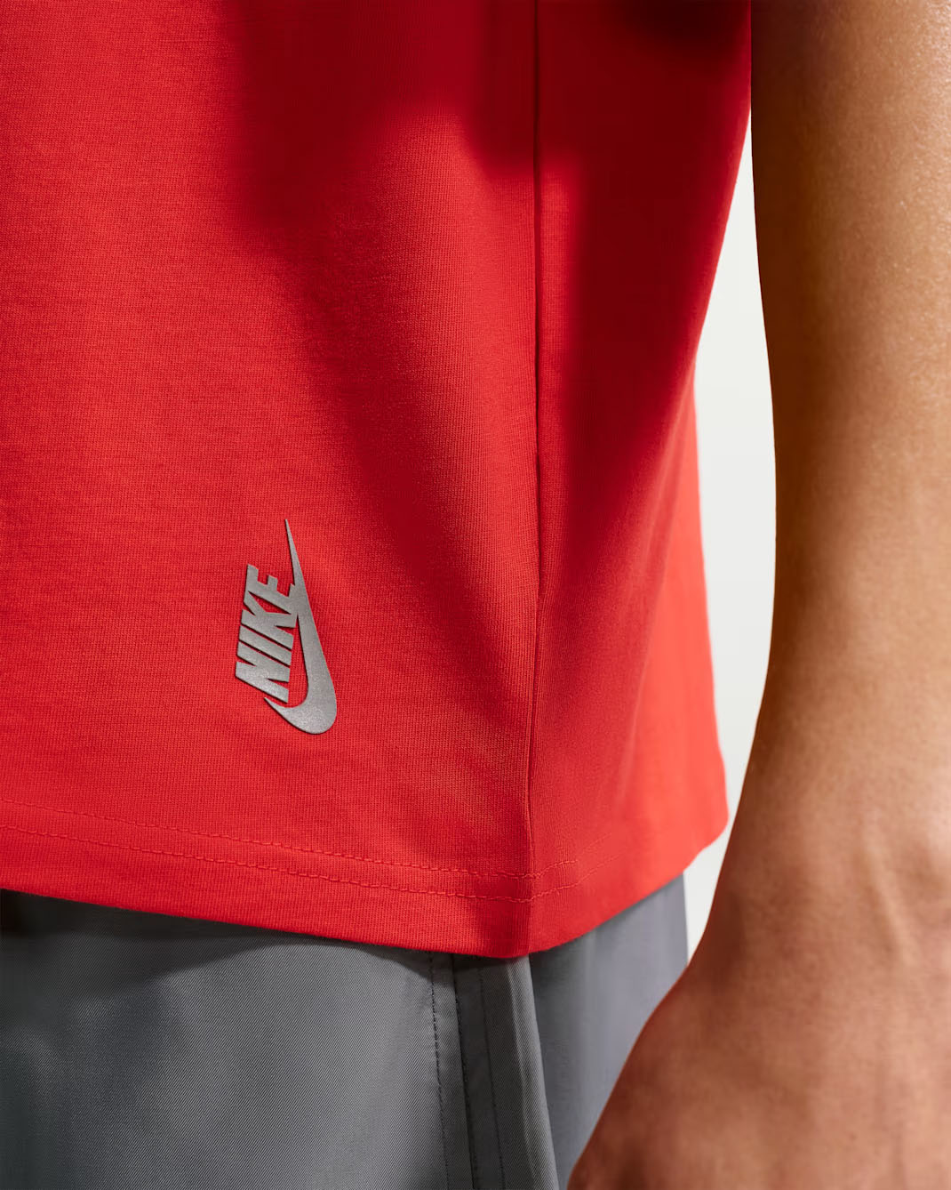 Nike Sportswear T-Shirt Univrersity Red 2
