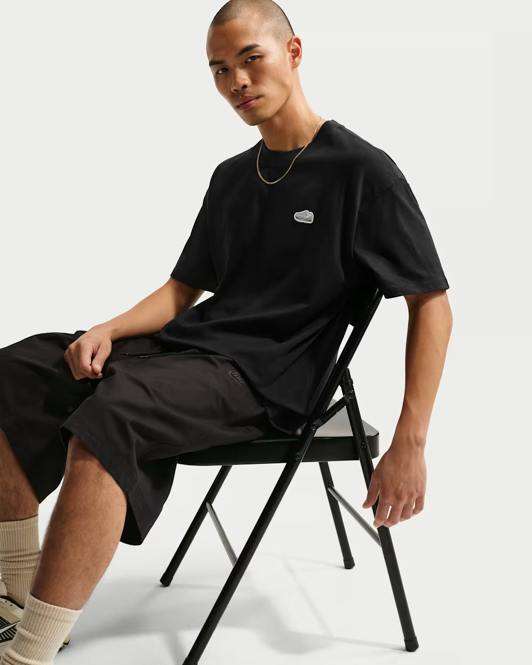 Nike Vomero 5 Sneaker Patch Men's T-Shirt Black 2