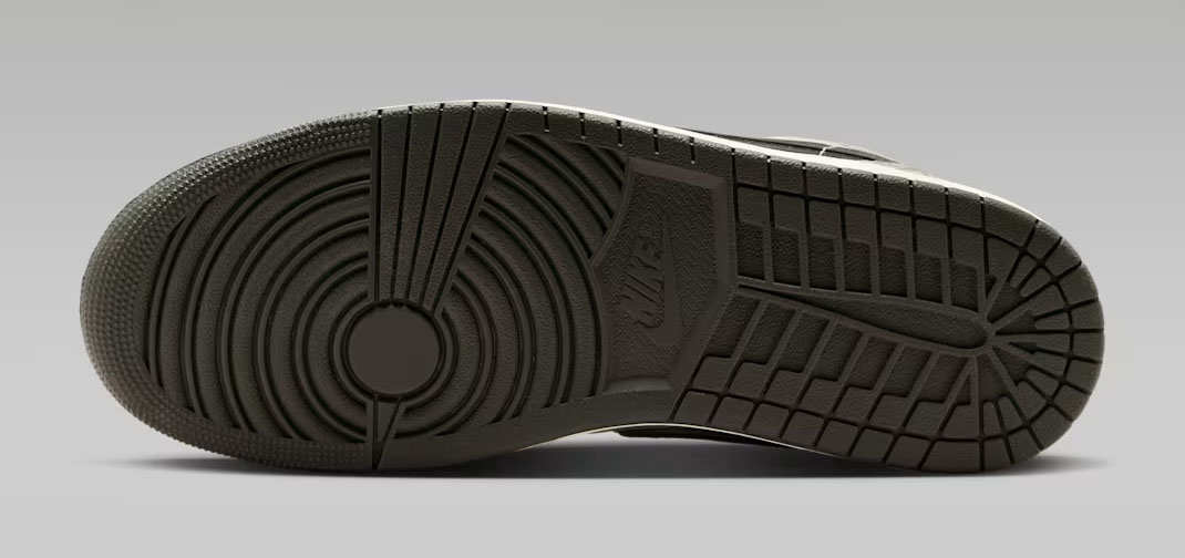 Air Jordan 1 Low SE Gamma Grey 6
