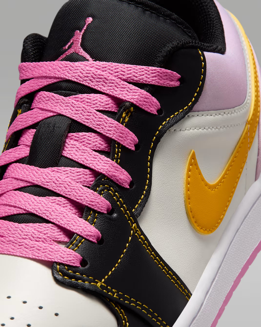 Air Jordan 1 Low SE Sherbet Men's Shoes 7