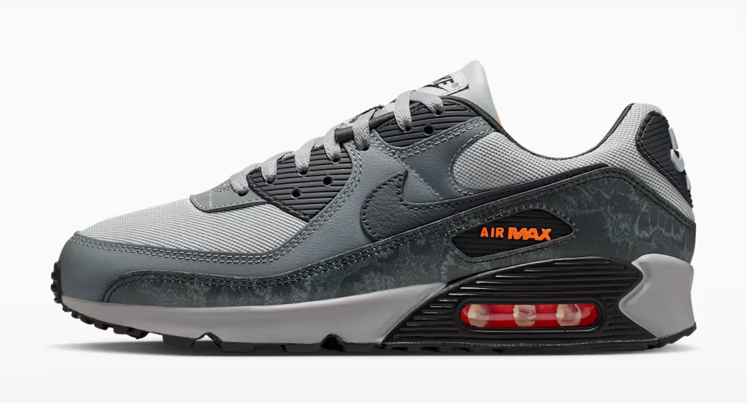 Nike Air Max 90 Hyper Crimson Lateral Side View Official Image