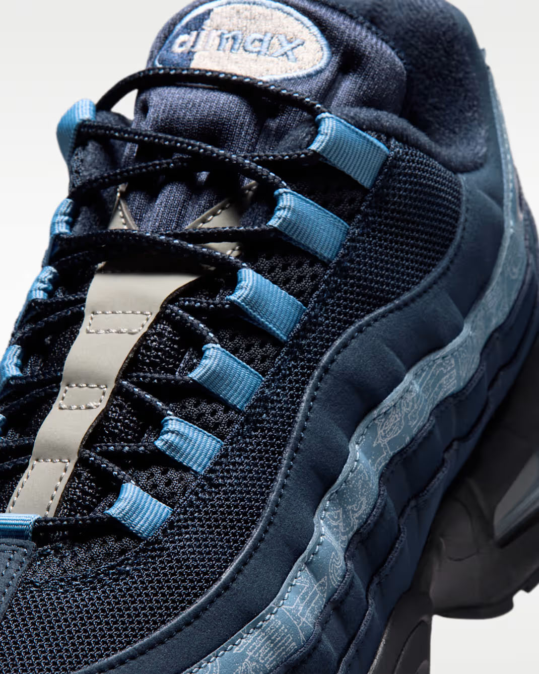 Nike Air Max 95 Work Blue Top Close Up View
