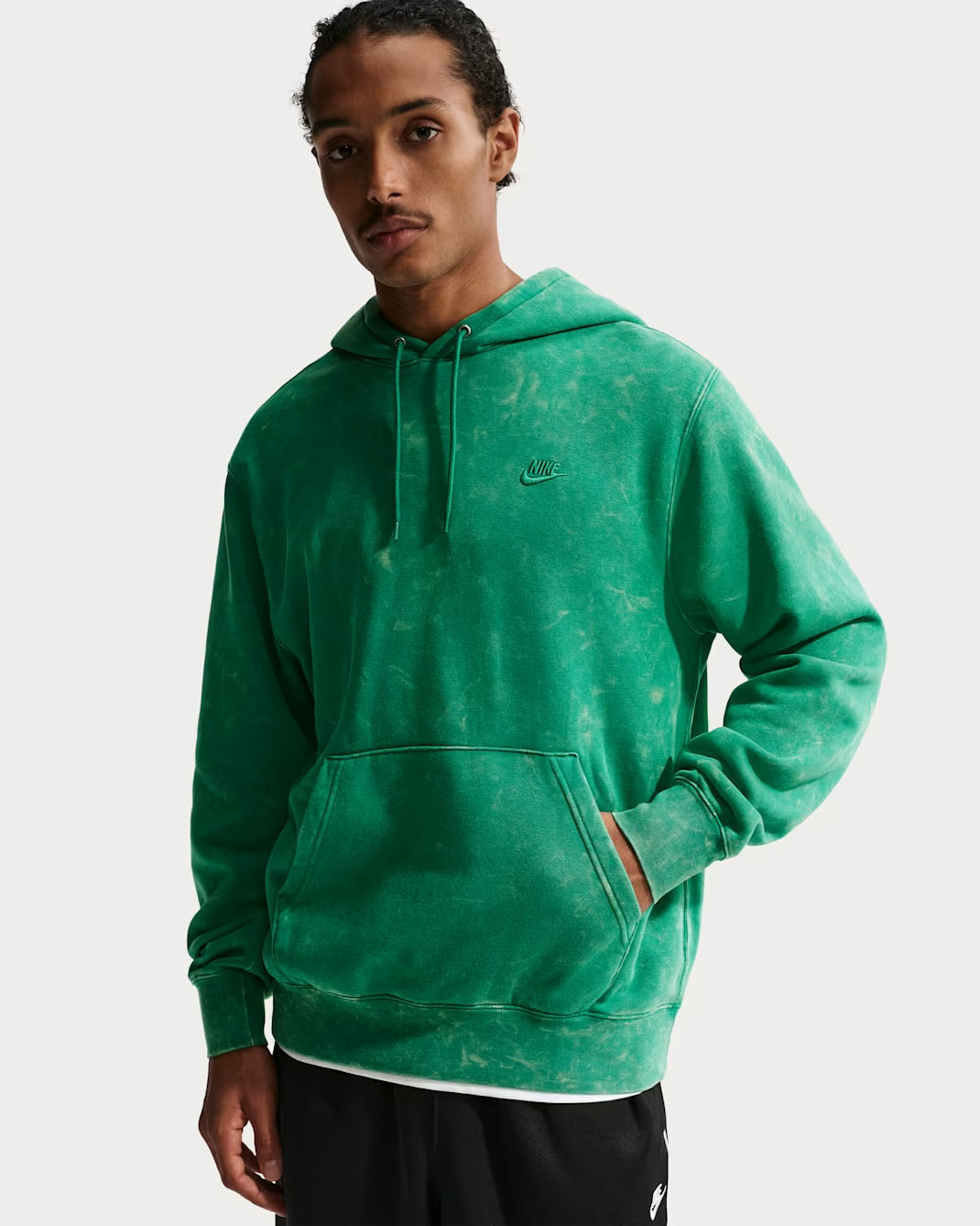 Nike Sportswear Club Men's Washed Fleece Hoodie Malachite Green