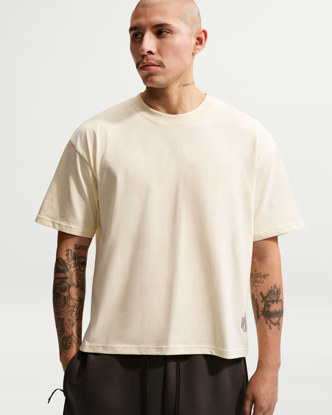 Nike Sportswear T-Shirt Coconut Milk