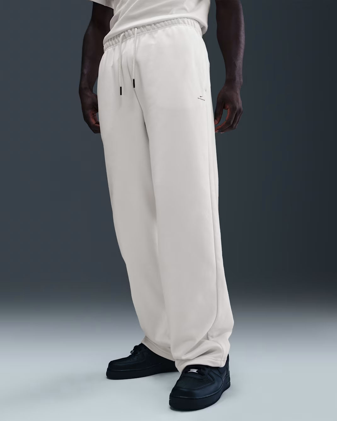 Nike Standard Issue Pants Sail