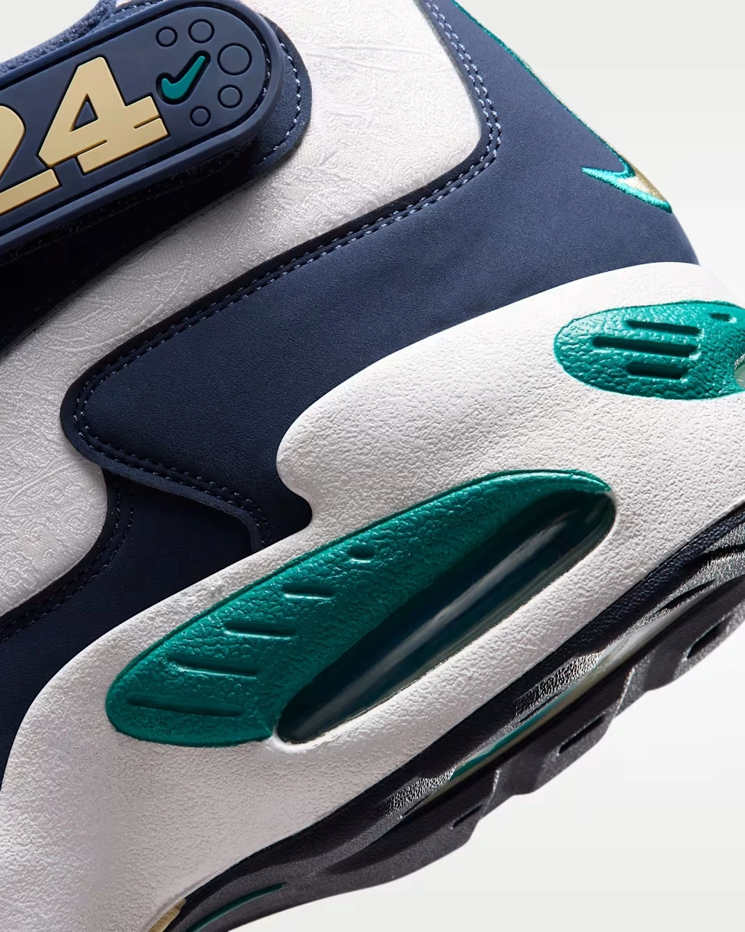 Close-up of the Nike Air Griffey Max 1 "HBCU Swingman Classic" visible Air unit and midsole.