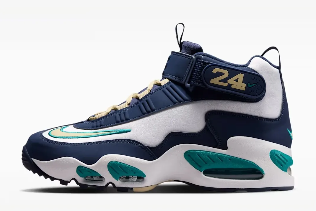 Nike Air Griffey Max 1 HBCU Swingman Classic Lateral Side View
