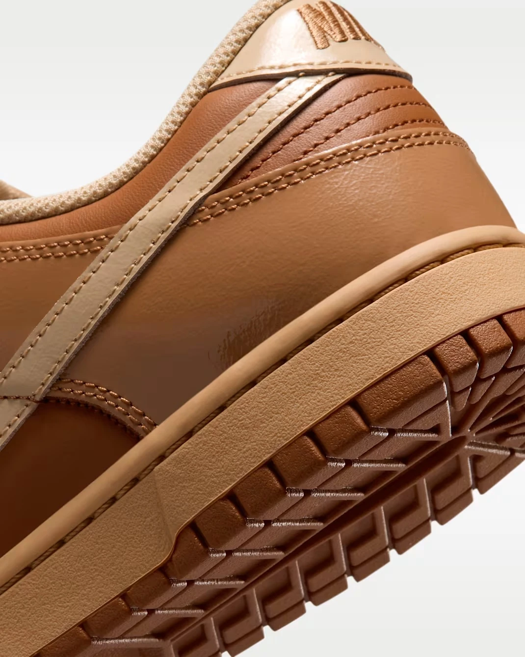 Close-up of the heel, midsole and outsole on the Nike Dunk Low "Wheat Donut."