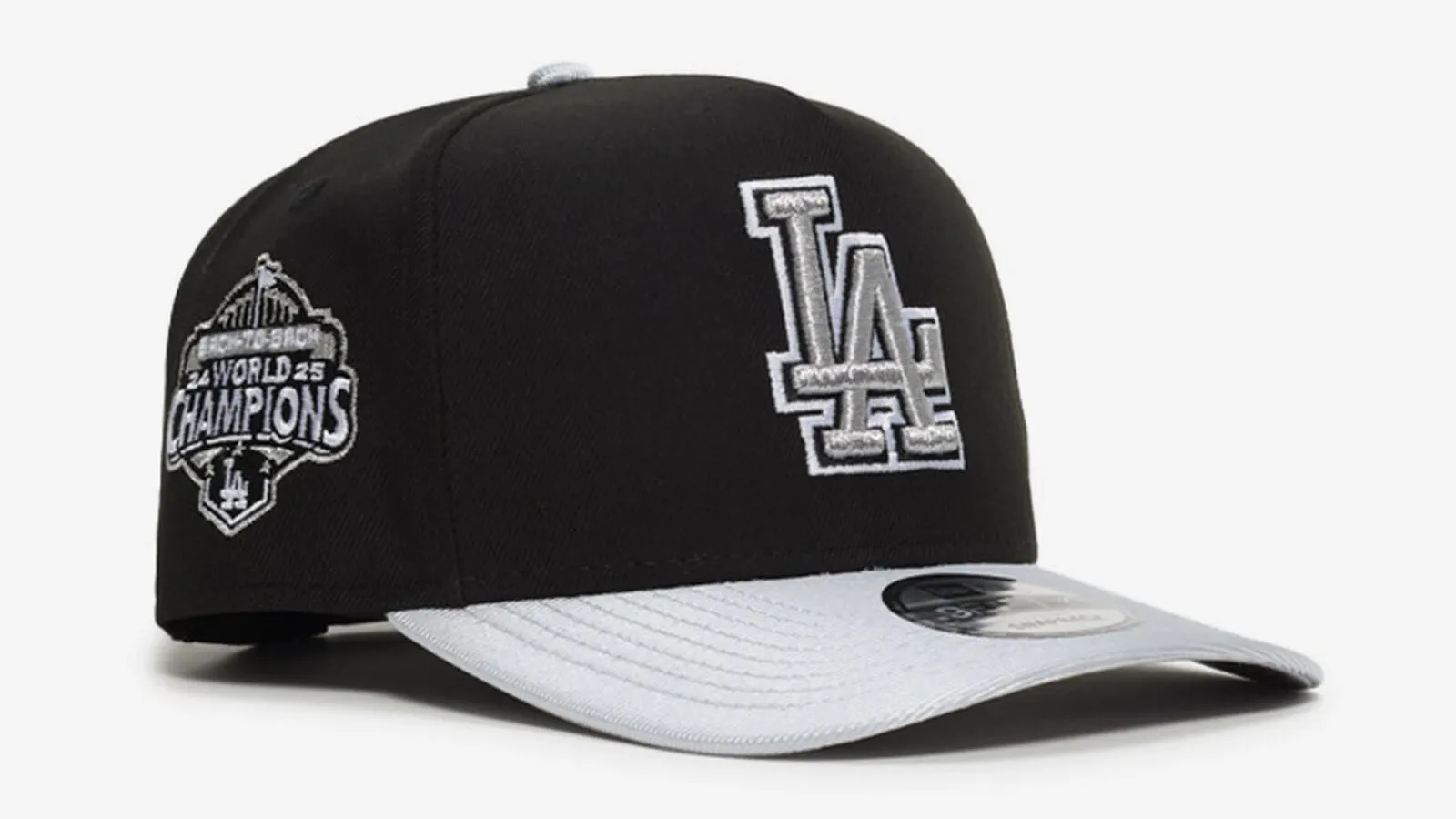 Front angle of the New Era Los Angeles Dodgers Black/White Metallic 9FIFTY A-Frame Snapback Hat matching the Air Jordan 6 "Oreo" (2026).