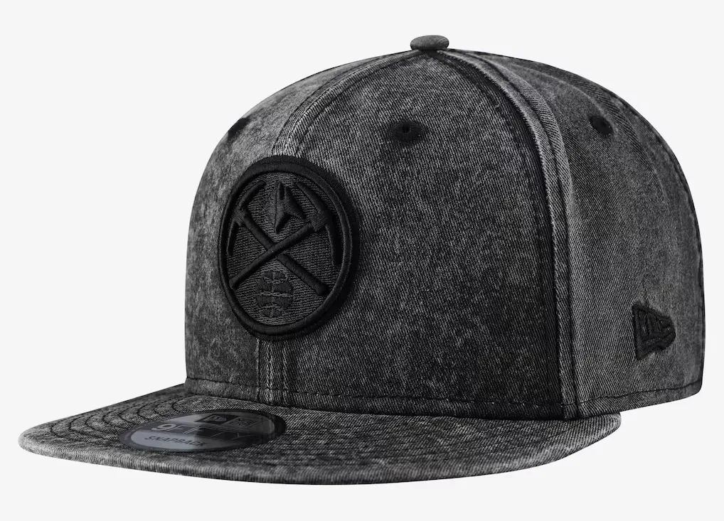 New Era Denver Nuggets Washed Tonal 9FIFTY Snapback Hat in black washed charcoal with tonal Nuggets logo.