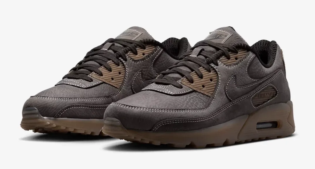 Nike Air Max 90 Shadow Brown and Gum Light Brown pair