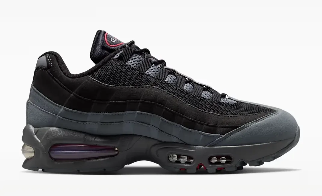 Nike Air Max 95 Black Tough Red lateral side view