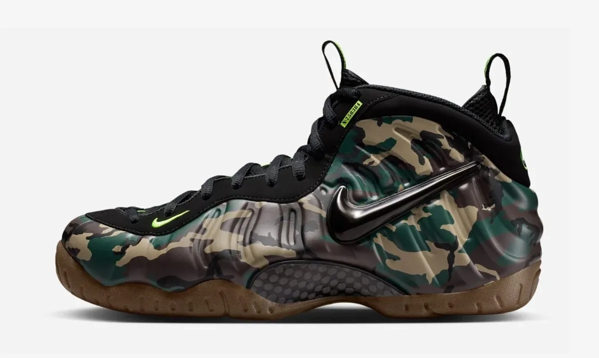 Nike Air Foamposite Pro Green Camo in black, green, brown and gum from the lateral side.