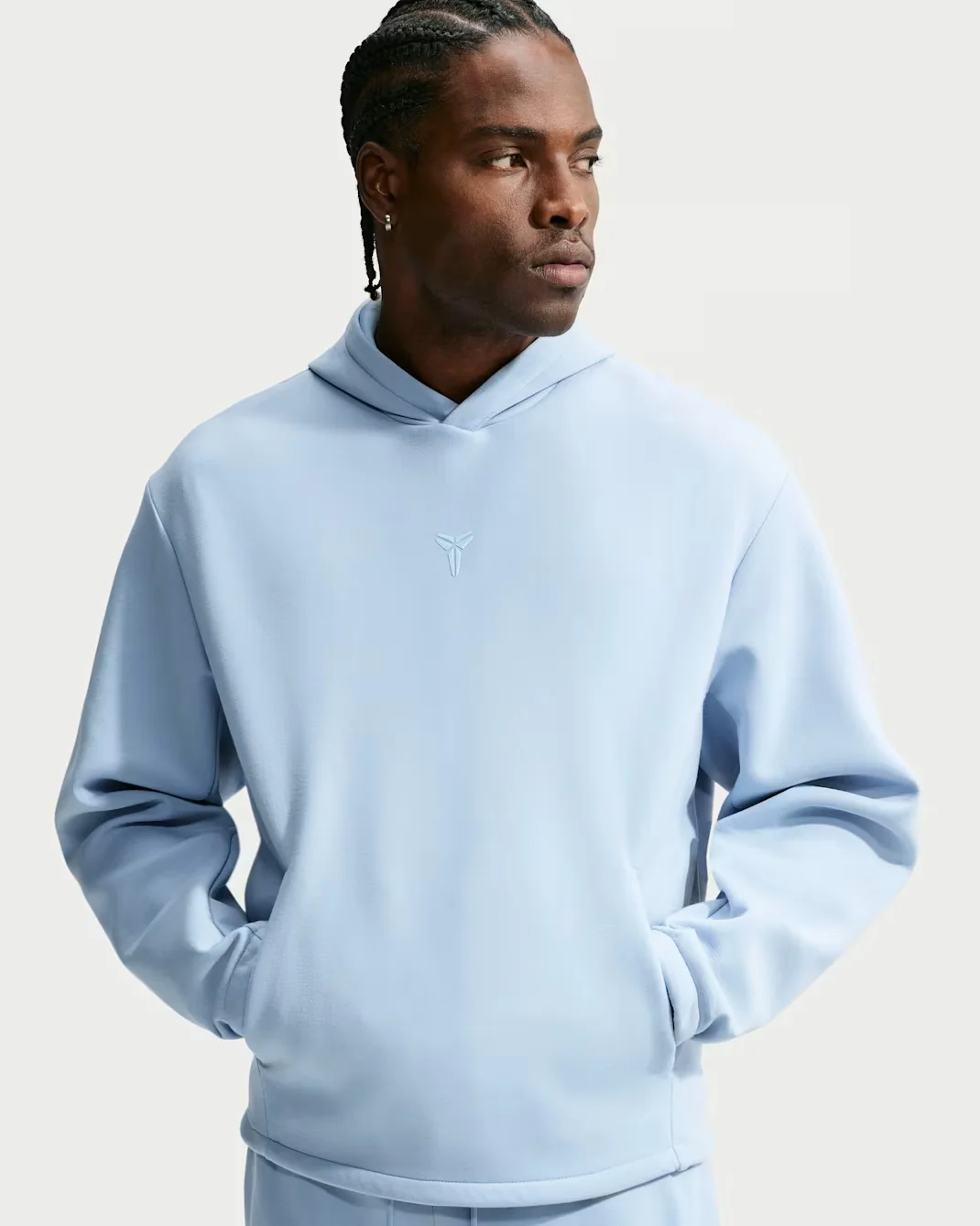 Light blue Nike Kobe Therma-FIT pullover hoodie with tonal Kobe logo.