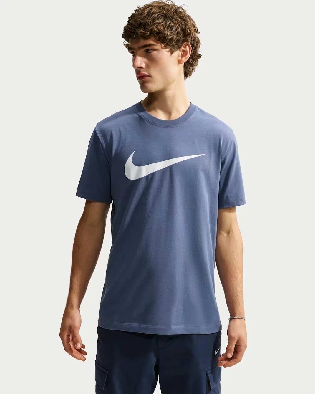 Nike Sportswear Swoosh men’s T-shirt in Diffused Blue and White