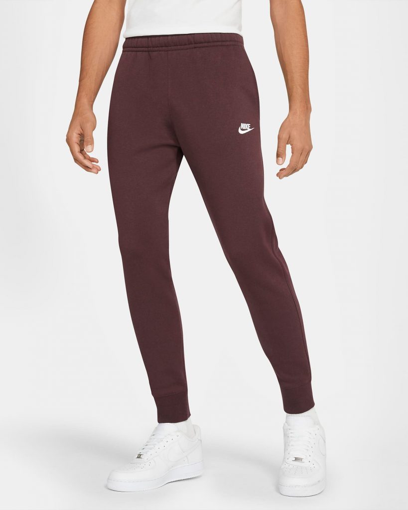 nikes sweat pants