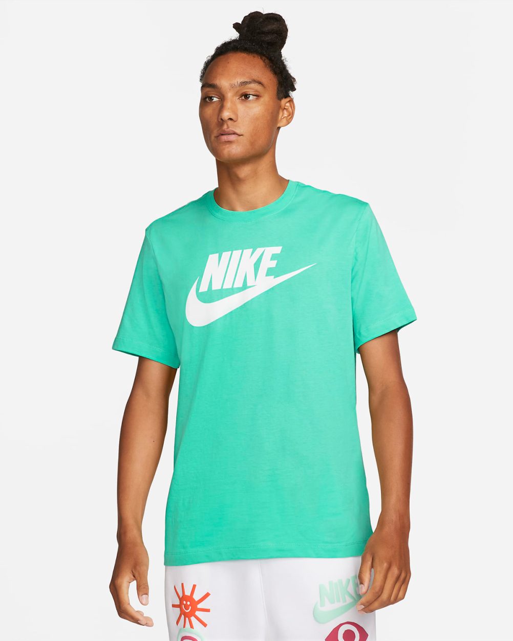 Nike Air Force 1 Low White Light Menta Shirts and Outfits